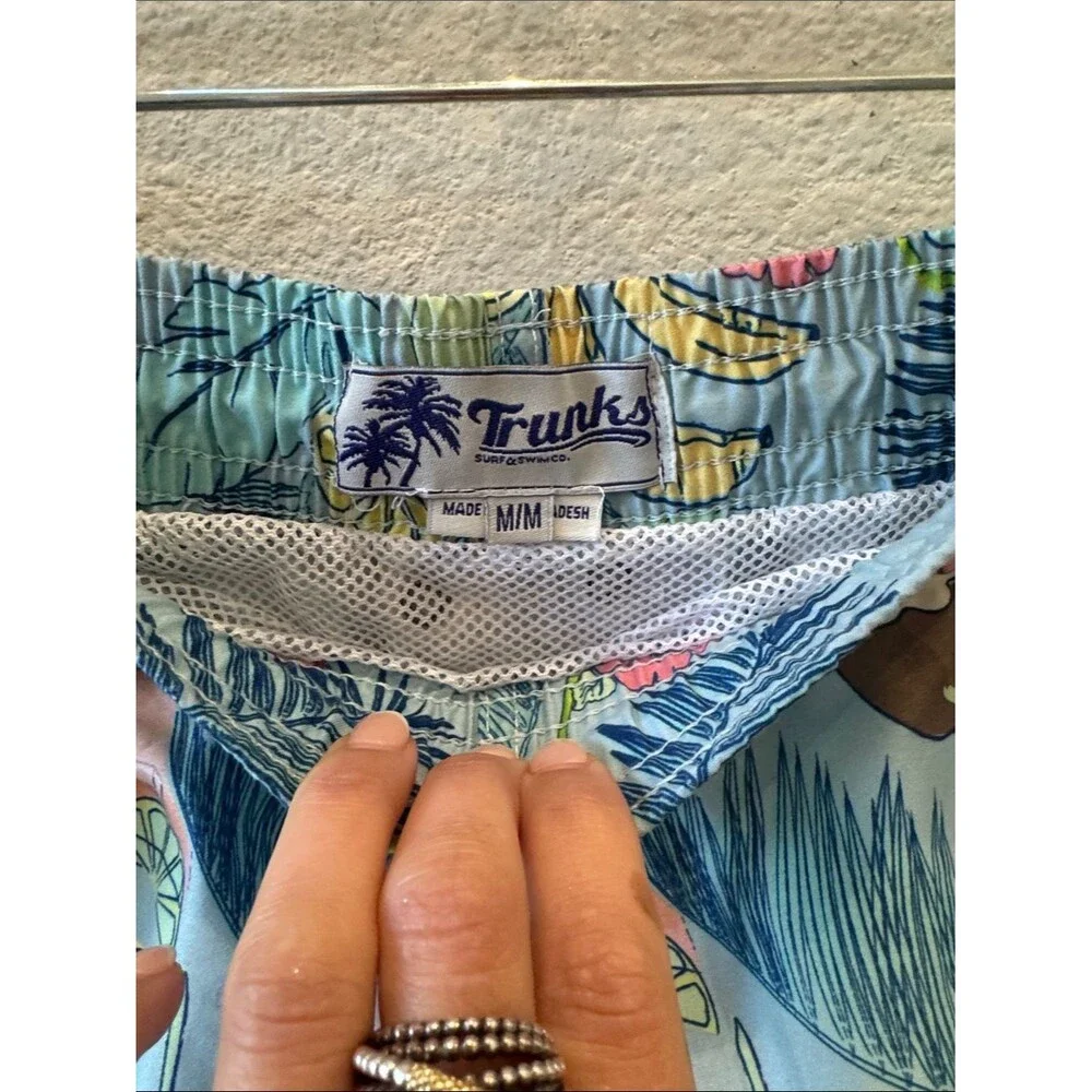 Trunks Surf & Swim Co Mens Size Med